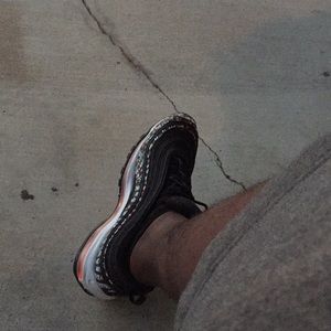 Meet your Posher, Corey